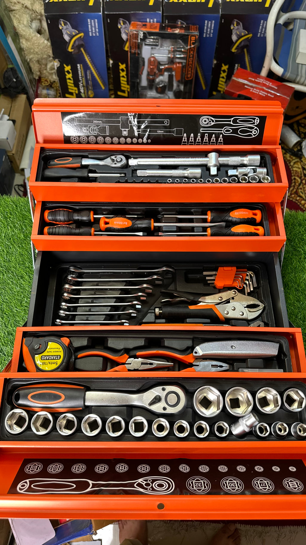 85-Piece Professional Tool Set with Heavy-Duty Metal Toolbox | 1/4” & 1/2” Ratchet Set