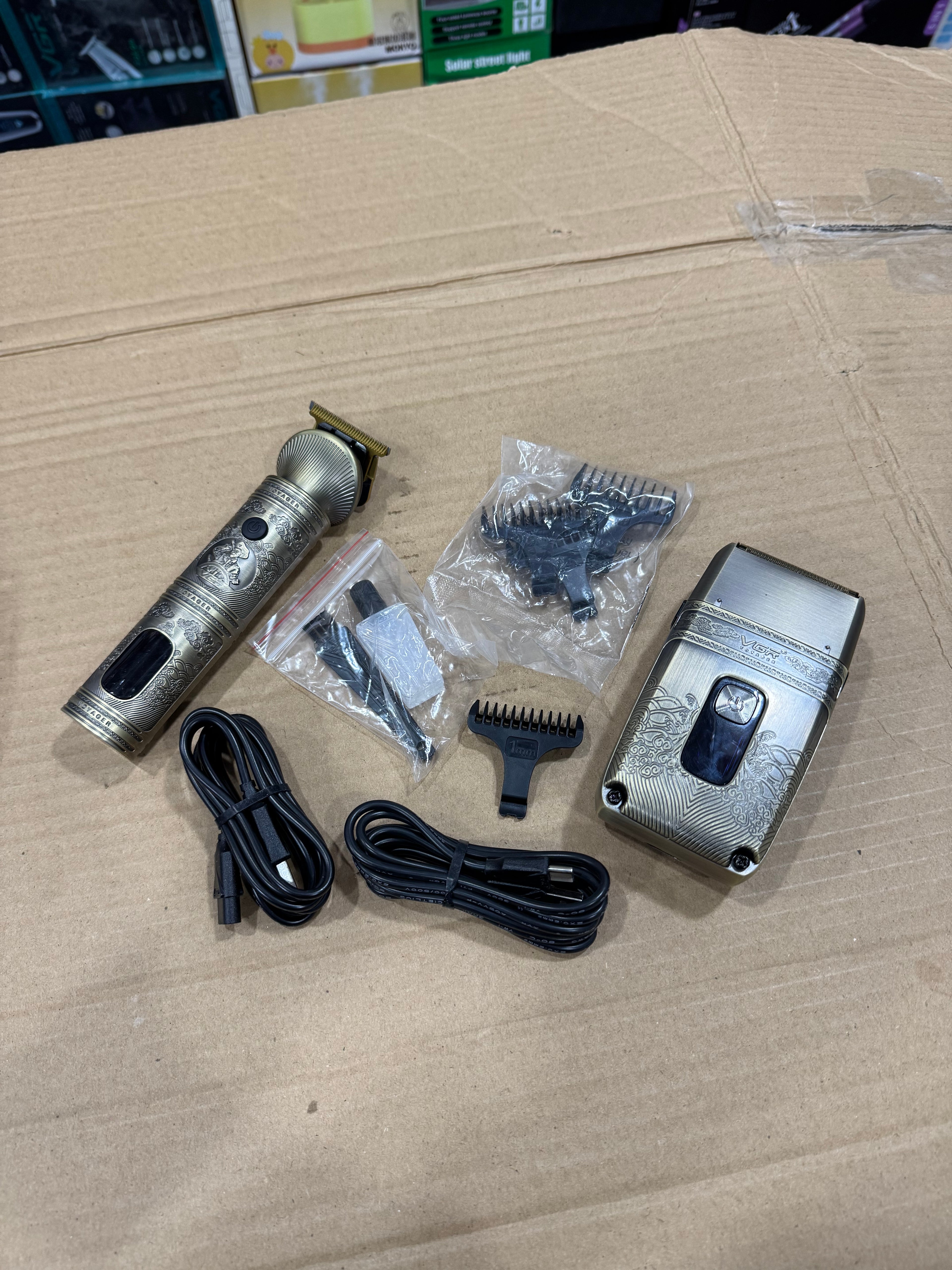VGR Hair Trimmer Shaver Set Model No V-649