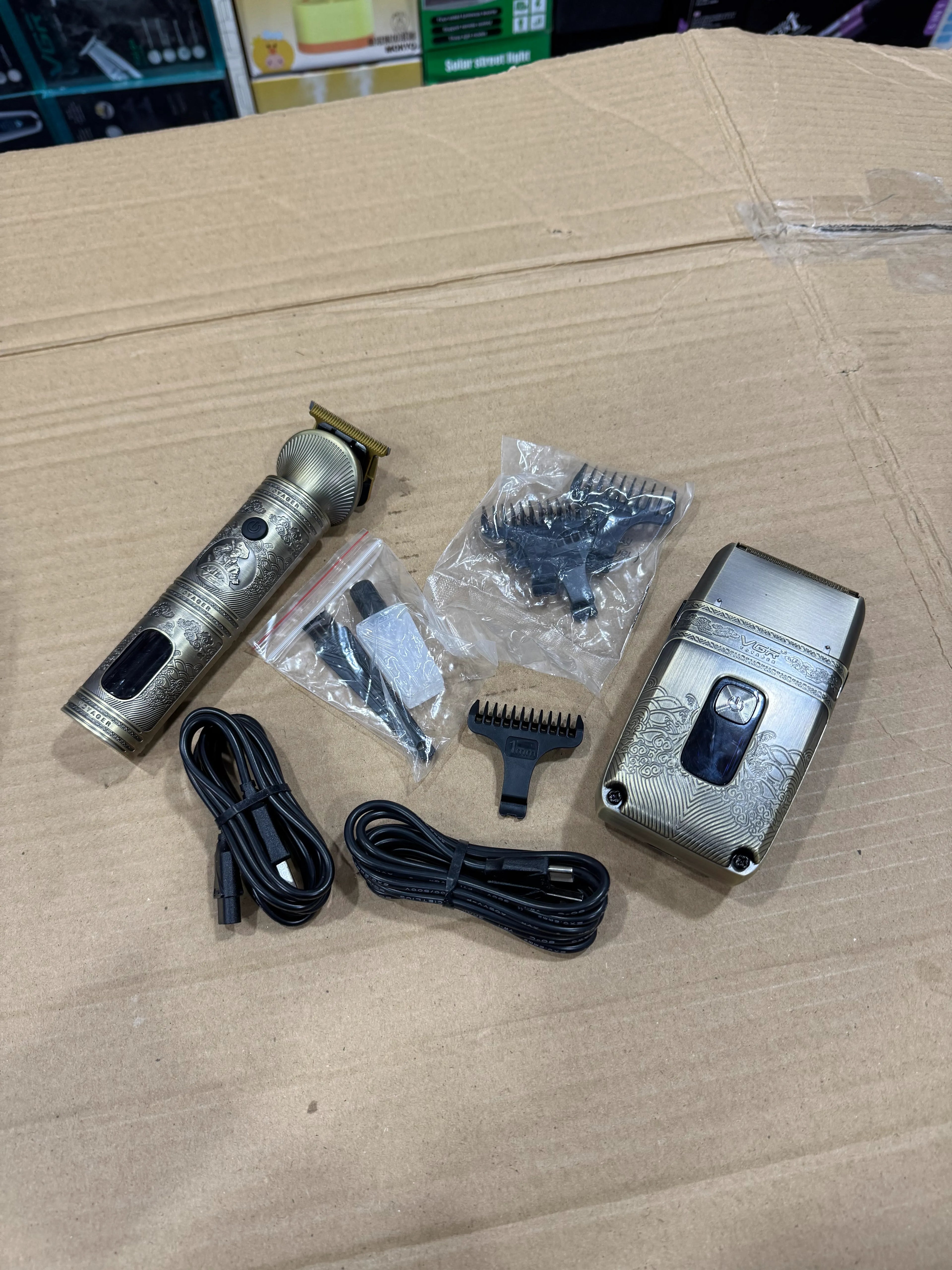 VGR Hair Trimmer Shaver Set Model No V-649