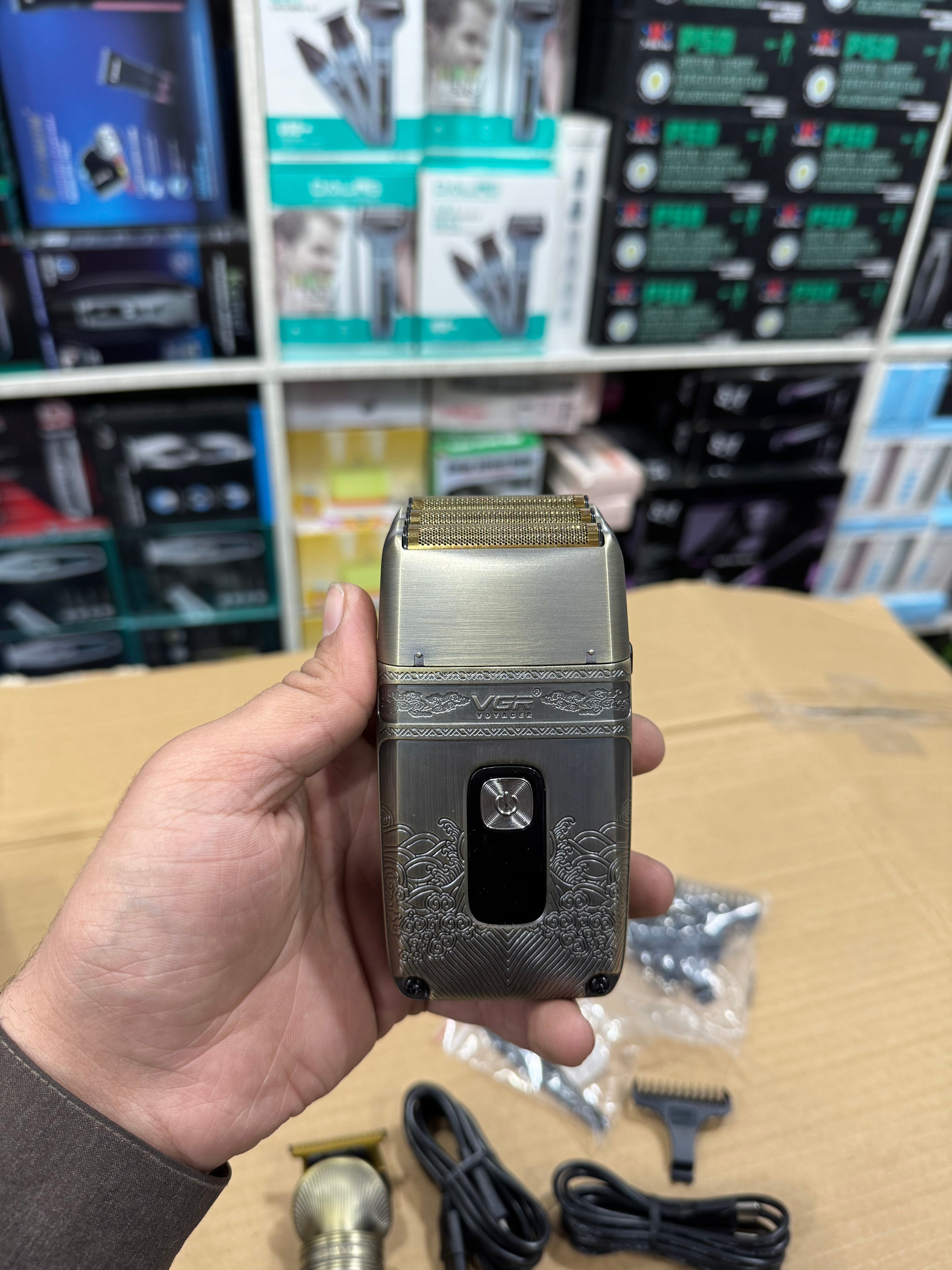 VGR Hair Trimmer Shaver Set Model No V-649