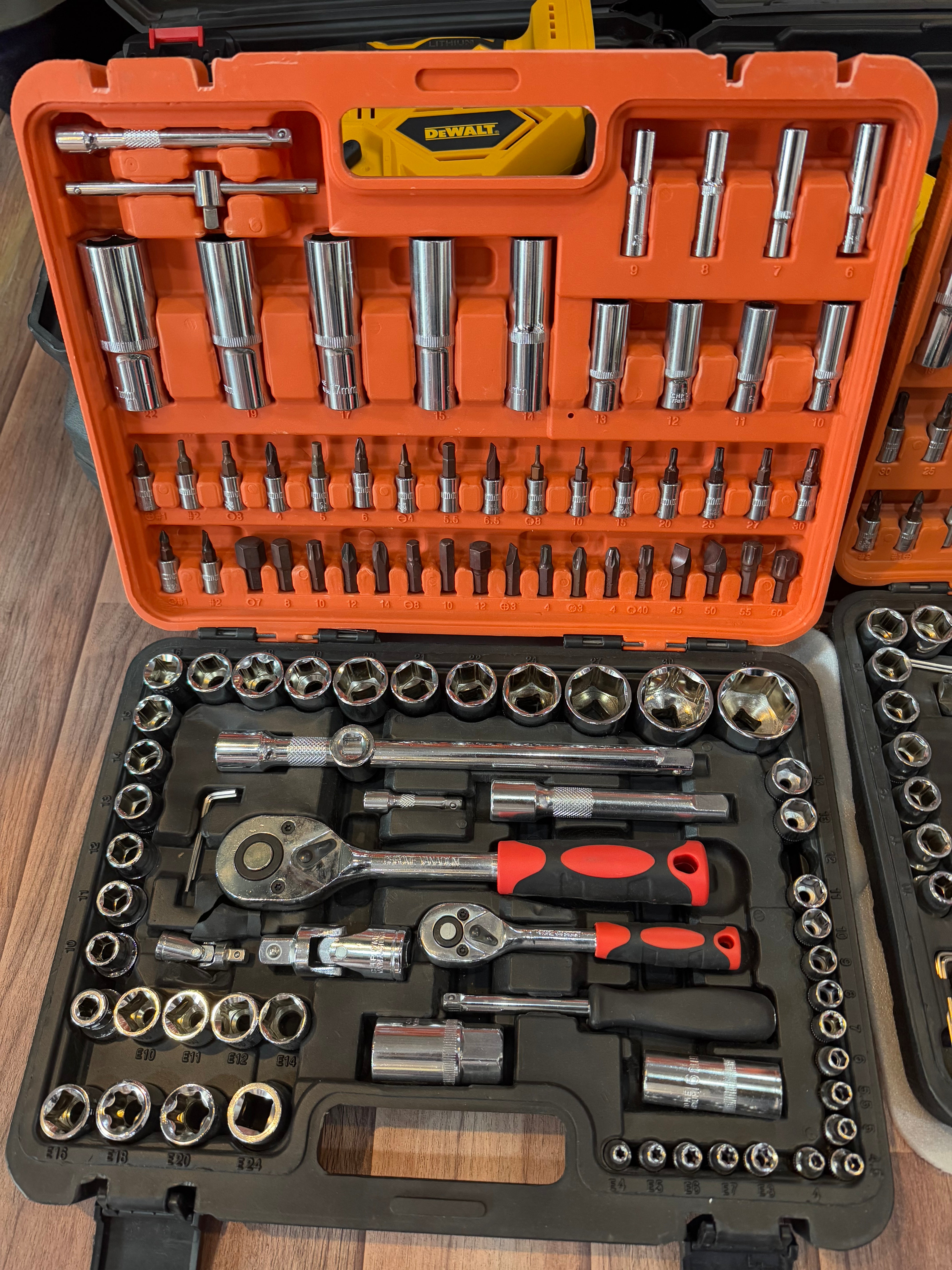 108-Piece Professional Socket Wrench Tool Set