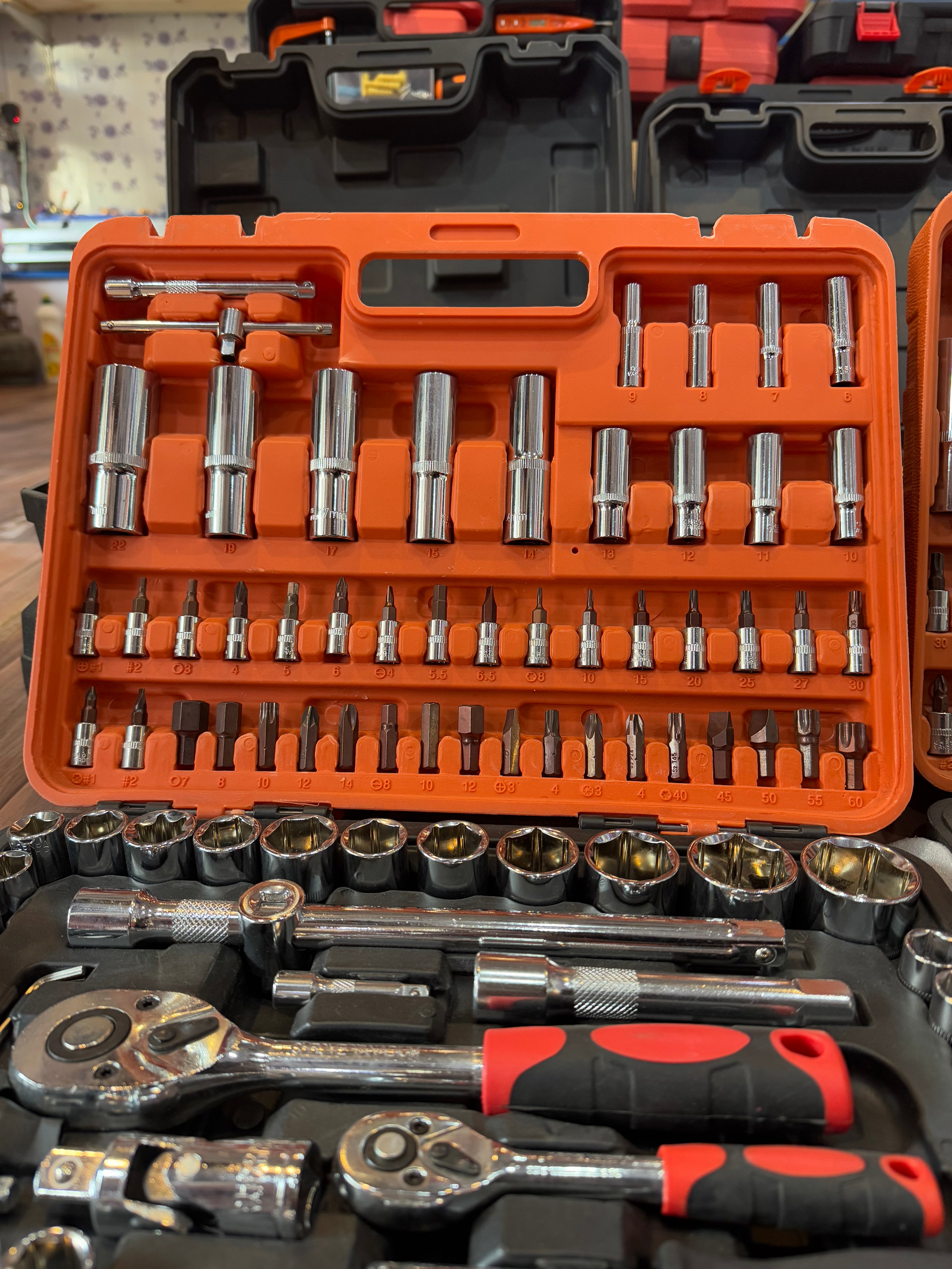 108-Piece Professional Socket Wrench Tool Set