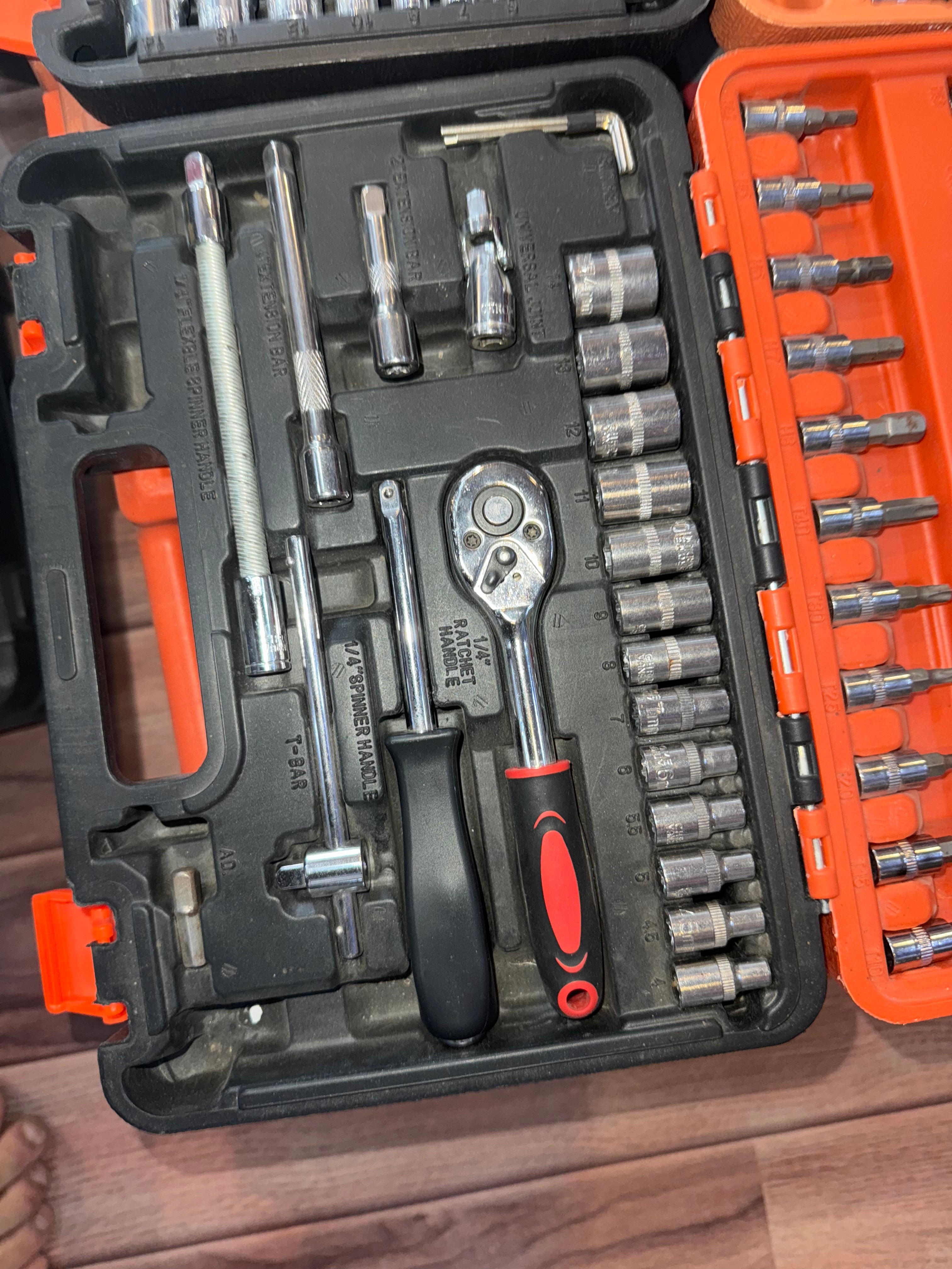 108-Piece Professional Socket Wrench Tool Set