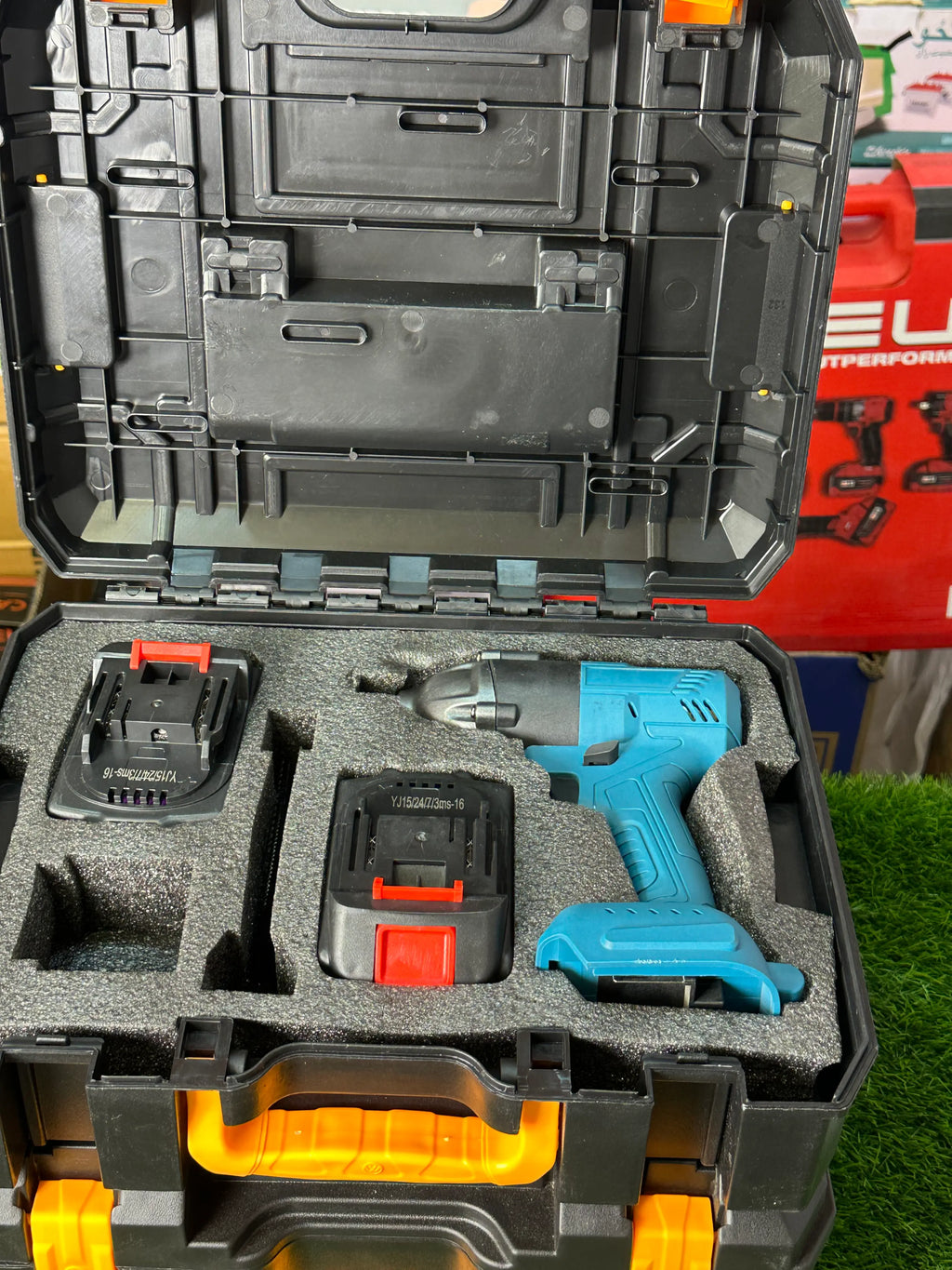 5-in-1 Brushless Cordless Power Tool Kit – Drill, Impact Wrench, Angle Grinder, Mini Chainsaw & Sabre Saw (21V)