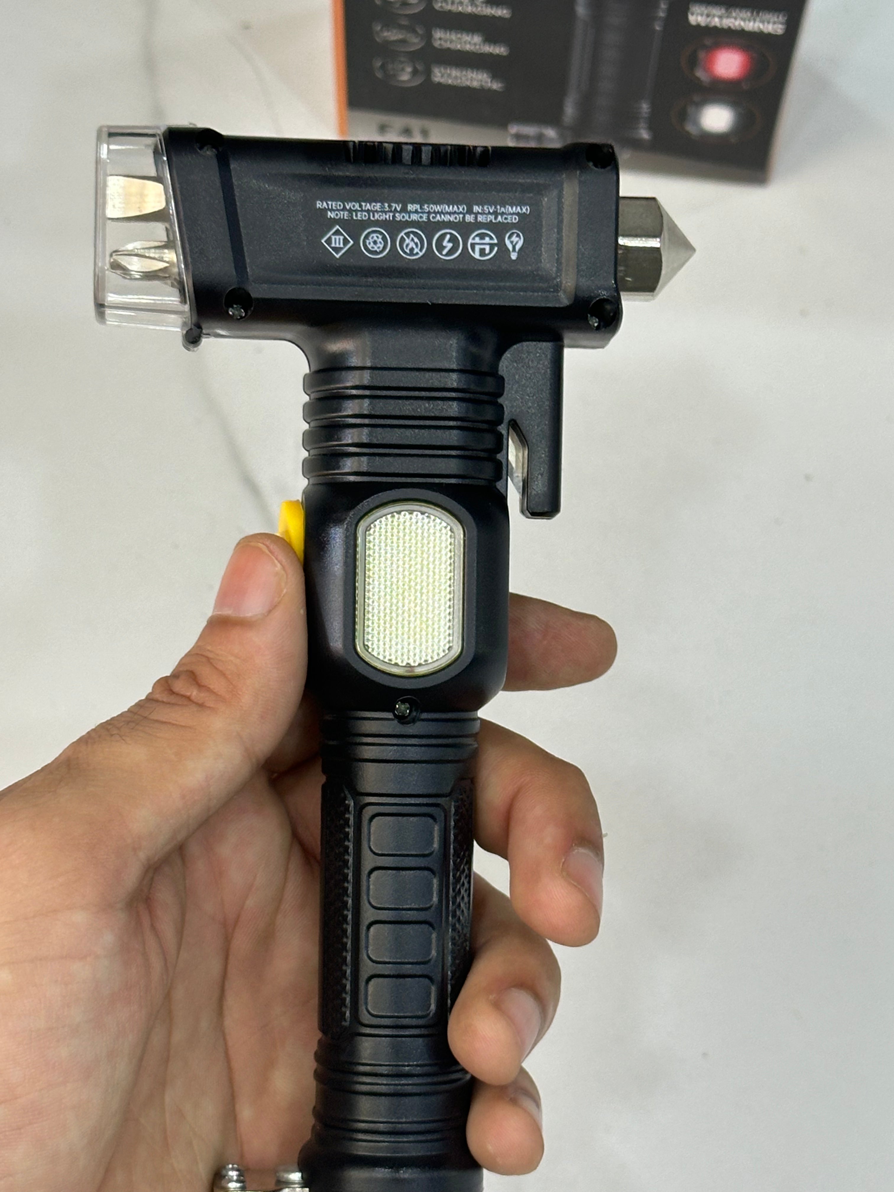 Ultimate 6-in-1 Emergency Flashlight Tool for Car Safety
