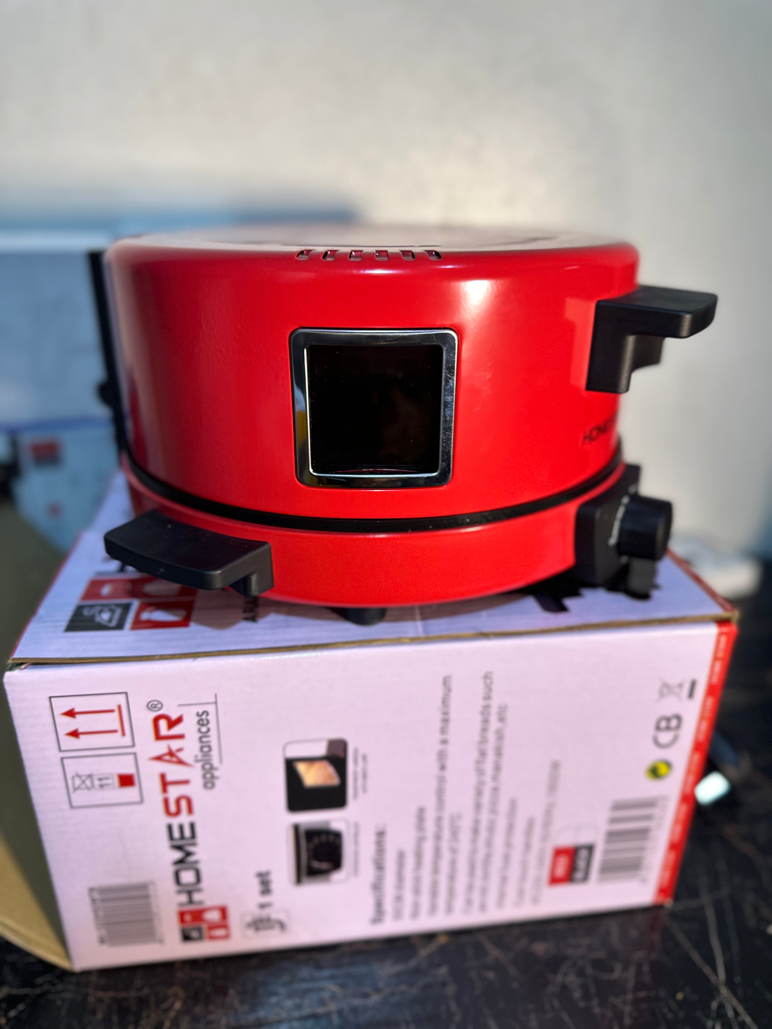 Home Star Bread & Pizza Maker – 1800W Non-Stick 30cm