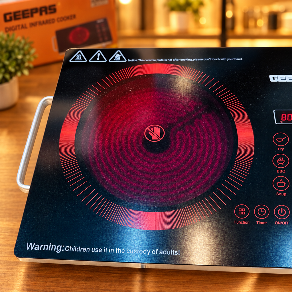 GEEPAS GIC-6921NV top-down view showing glowing red infrared ring and controls - Showroom