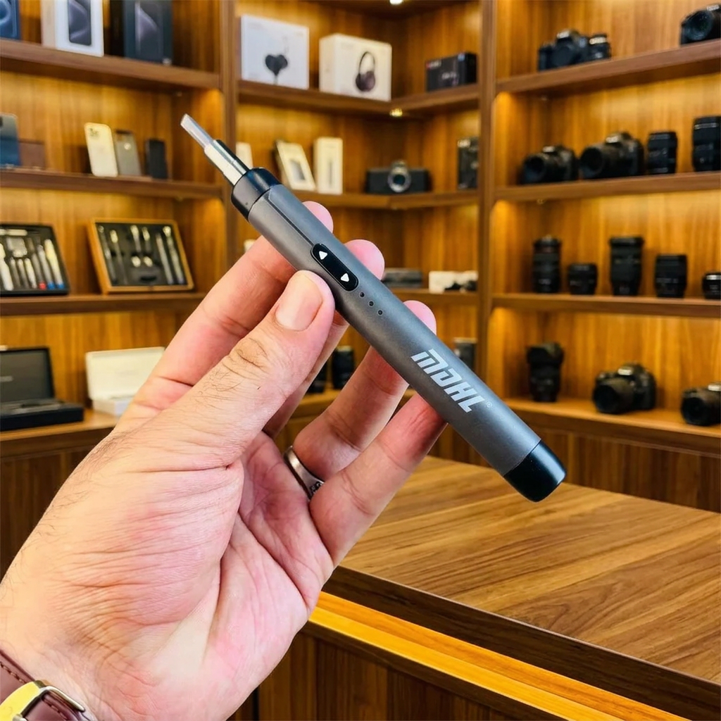 MDHL screwdriver kit held in open case