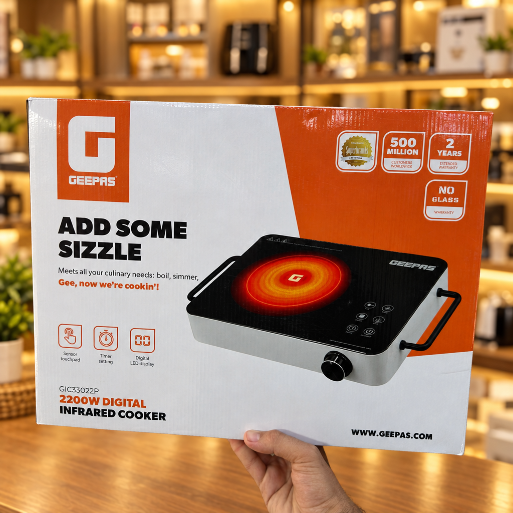 GEEPAS GIC33022P top-down view showing G logo glowing infrared ring and controls - Showroom